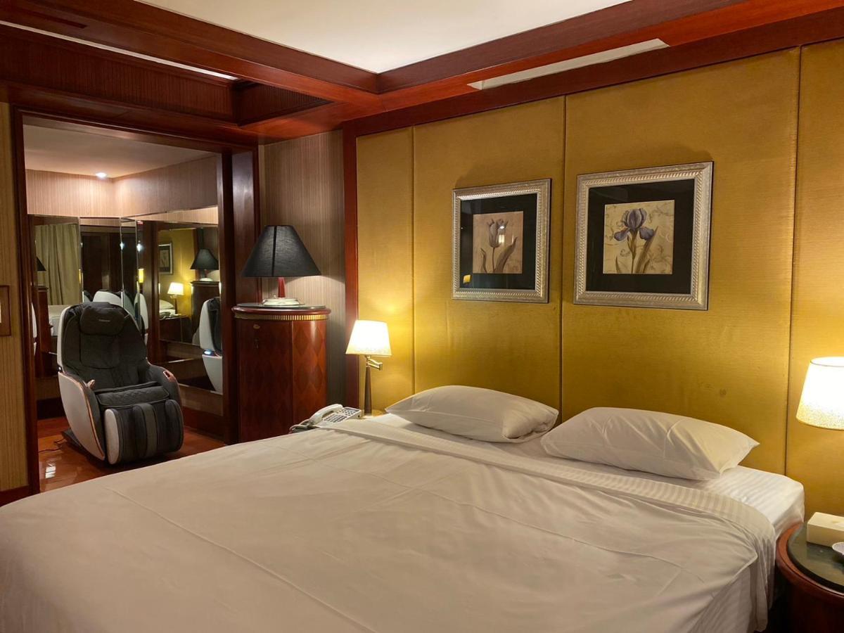 Love Tree Motel Taipei Extérieur photo